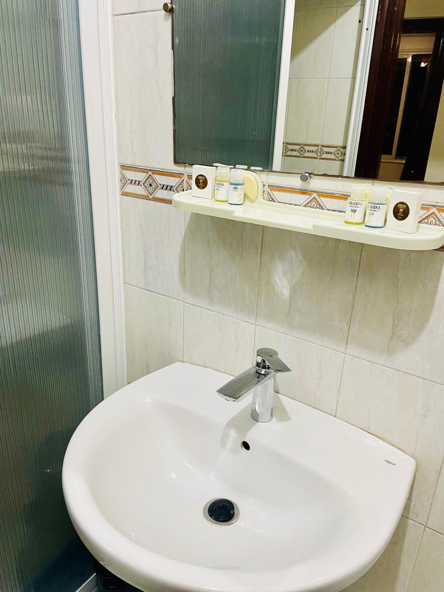Dar Bouchra, Cozy Appartement, Centre Gueliz Marrakech Марракеш Экстерьер фото